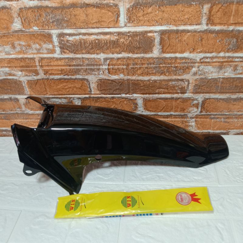 Front Fender B Grand Hitam Spakbor