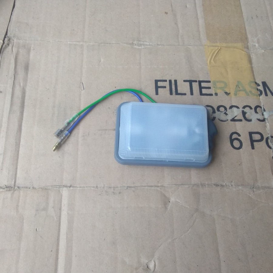 Lampu plafon panther kotak