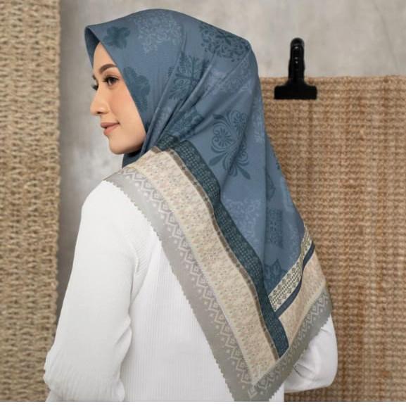 Serbuuuu.. ZM Zaskia Mecca - Kayu Aro Black Scarf Kerudung Segi Empat mama-_in_fashion bukan ZM Zask