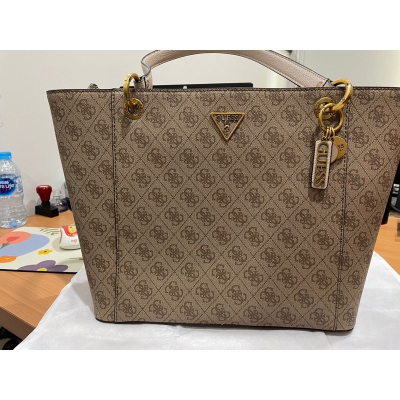 GUESS NOELLE ELITE TOTE BAG