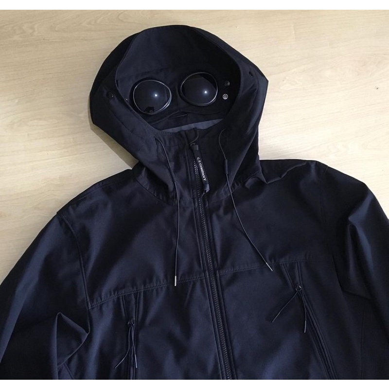 cp company softshell