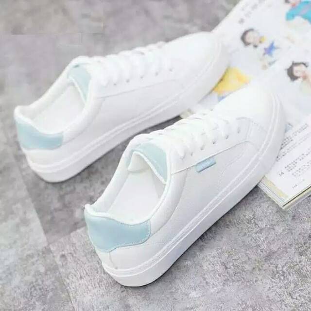 A06 Sepatu Wanita Sneaker BEIER Biru