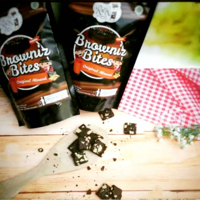 

Browniz Bites Original Almond