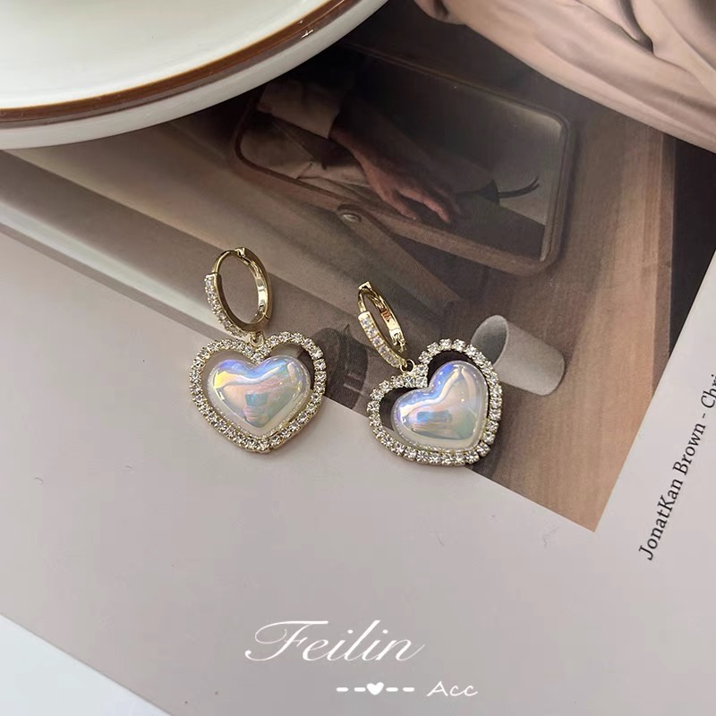 YEEZII Set Anting Hypoallergenic Hias Liontin Hati Kristal Mutiara Mermaid Warna Emas Untuk Wanita