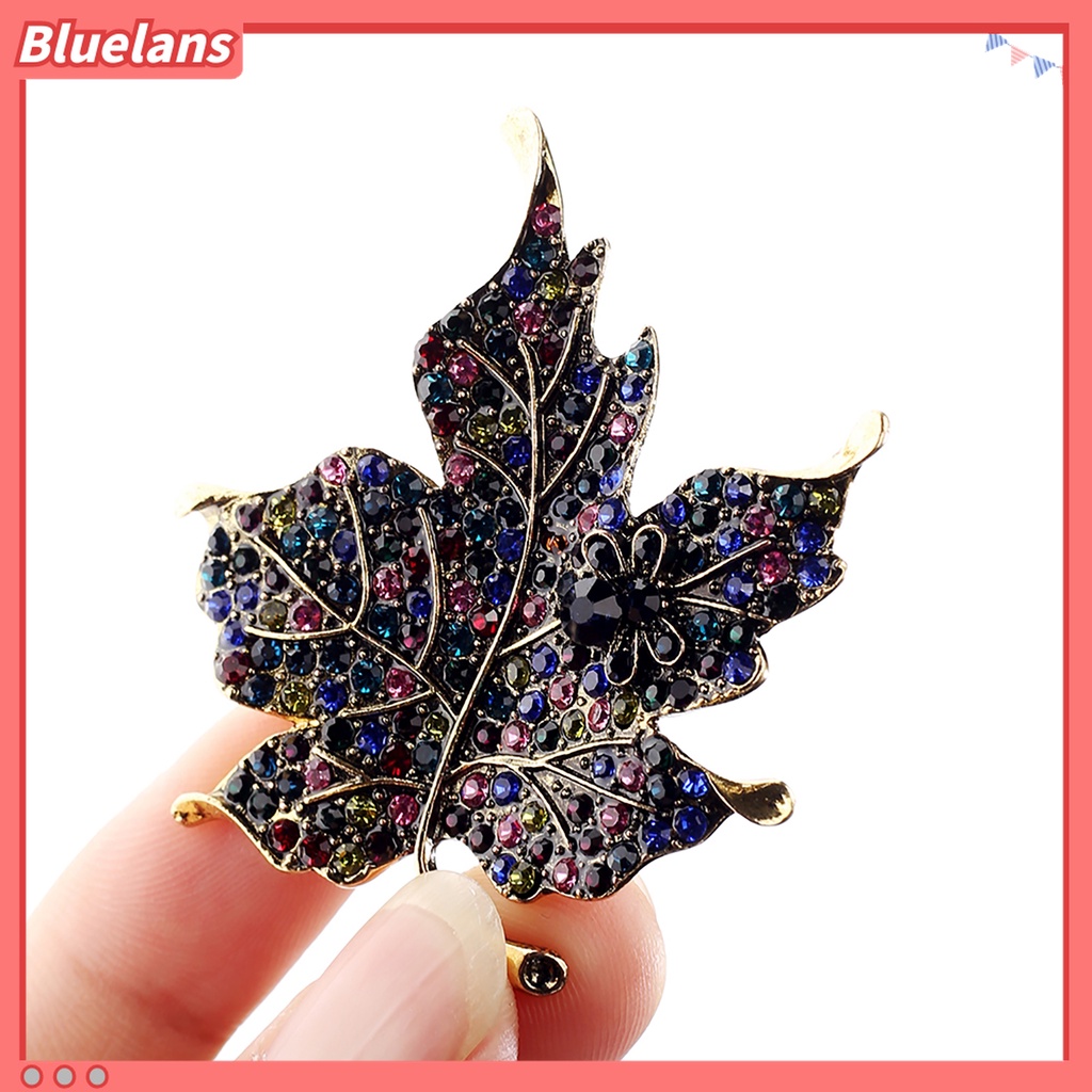 Bros Pin Bentuk Daun Maple Lebah Bahan Alloy Untuk Wanita