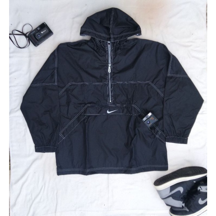 Vintage Nike spellout