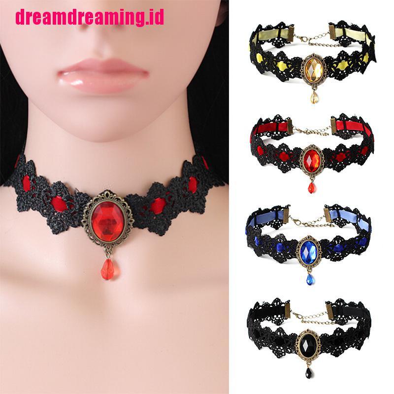 Kalung Choker Bahan Velvet Aksen Renda Warna Hitam Gaya Vintage Gothic