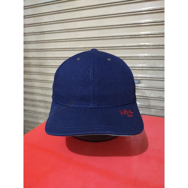 Topi Nike Vintage Second