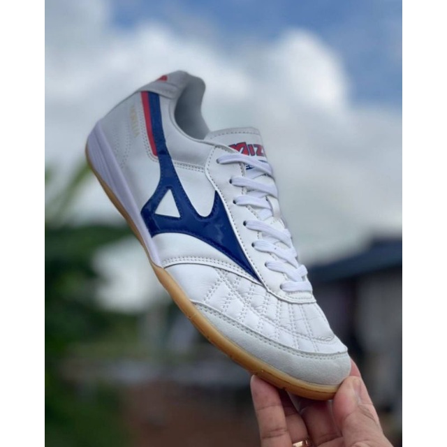 Sepatu Futsal Mizuno Morelia Sala White Blue IC