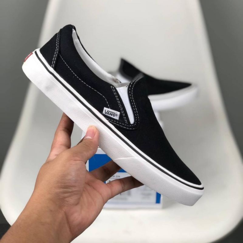 [BISA COD] VANS SLIP ON CLASSIC BLACK WHITE PREMIUM