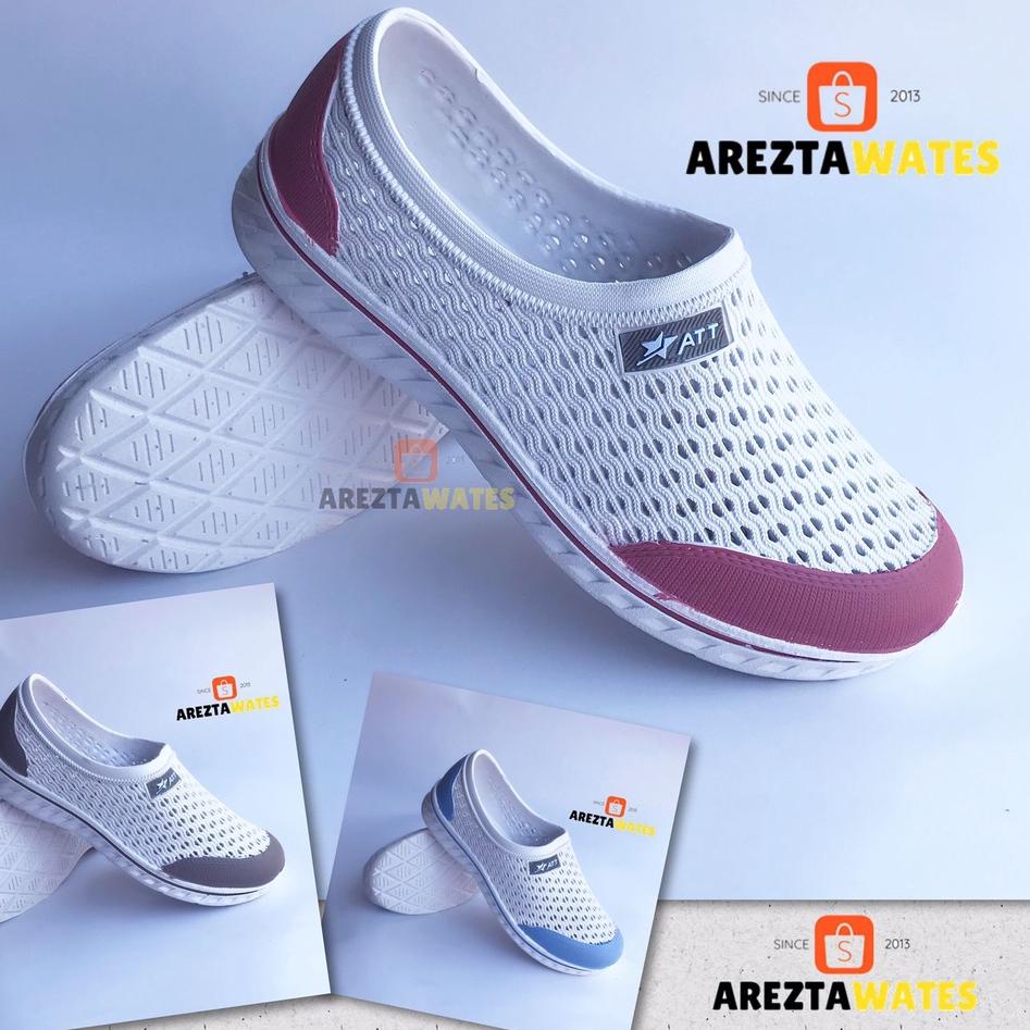 Terbagus.. Sepatu slip on karet wanita att AKL 161