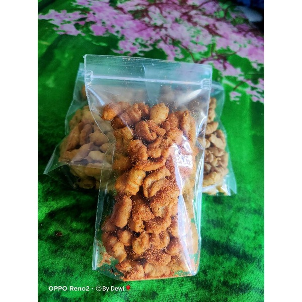 

kue bawang