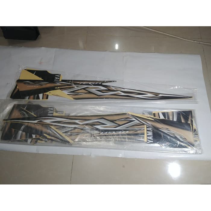 Stiker Bodi &amp; Lis Body &amp; Striping Vega Zr 2009 Hitam Full