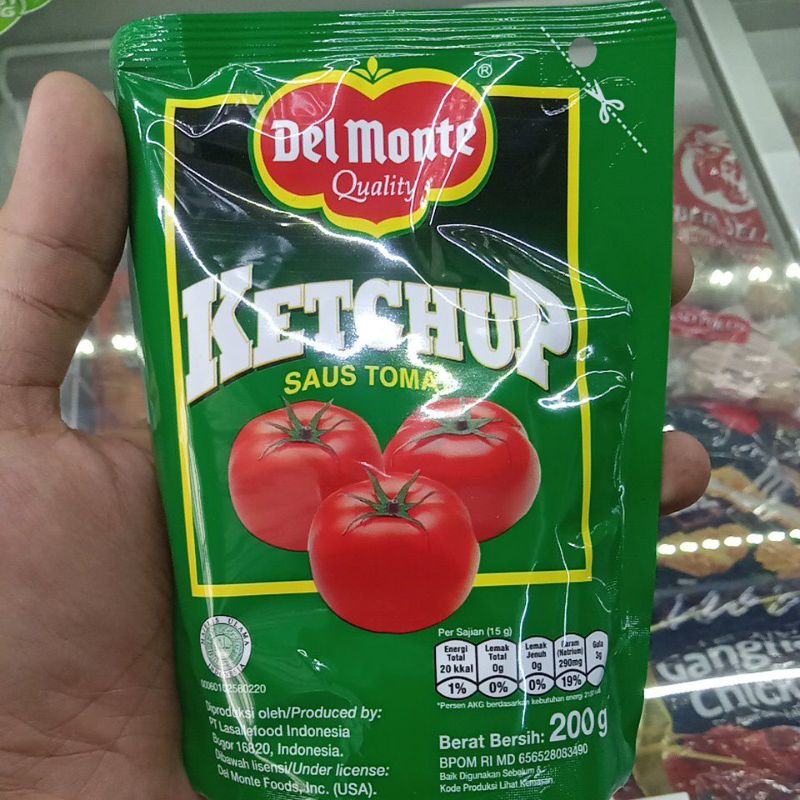 Delmonte Pouch Saus Tomat 200G