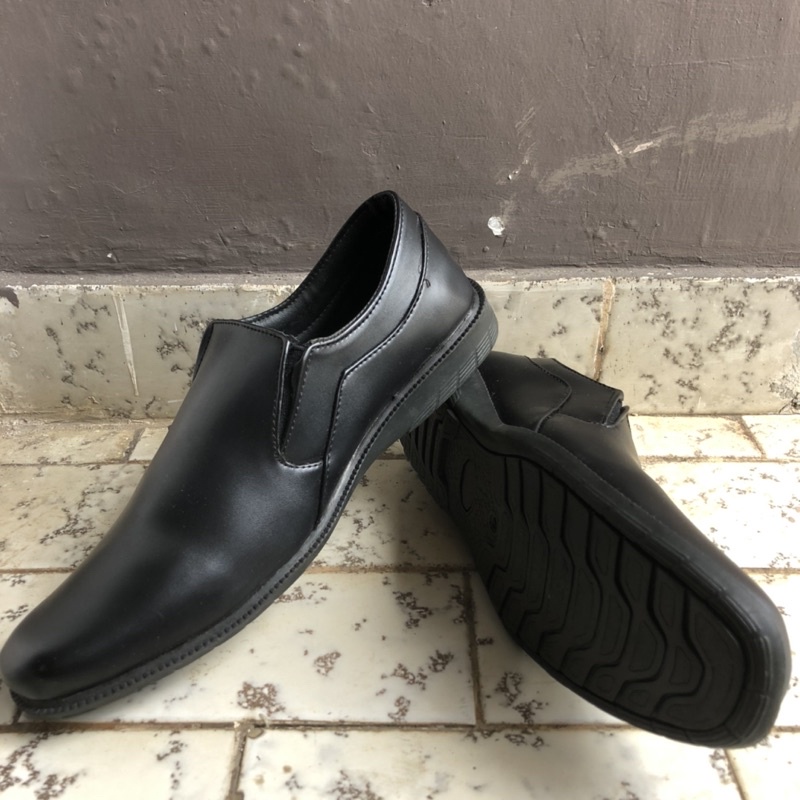 Sepatu Pantofel Pria Fladeo MSF104-2ND BLACK