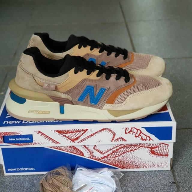New Balance 997