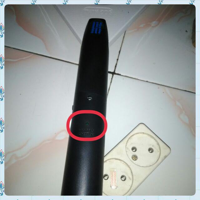 Raket Nyamuk Charge + Senter Led Vdr 101rn