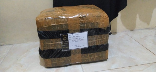 Kain Batik Solo Truntum Hitam Slarak Parang Merah