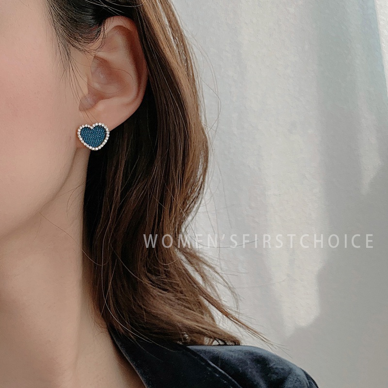 Anting Tusuk Motif Bunga Bahan Metal Ala Korea Untuk Wanita