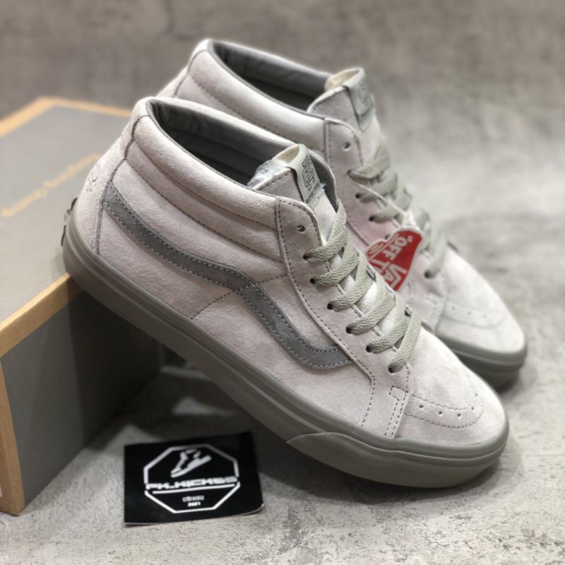 VANS SK-8 MID X REIGNING CHAMP GREY
