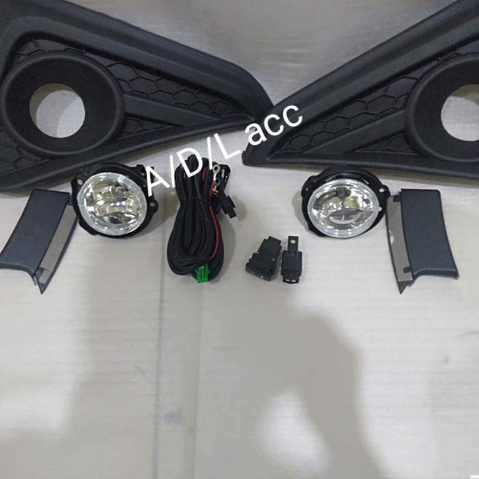 PAKET foglamp BUMPER LAMPU SOROT KABUT toyota all new Rush + RING COVER FOGLAMP TIPE TRD warna hitam