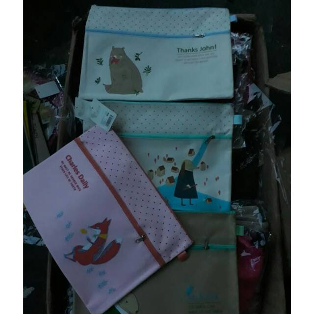 

Tas Map Animal Motif File Bag Dokumen Organizer