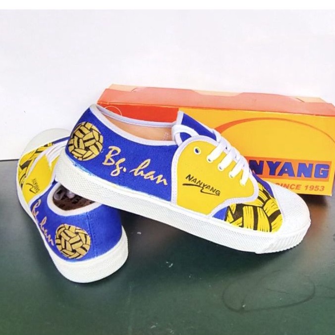 SEPATU TAKRAW NANYANG ORIGINAL MOTIF 2021