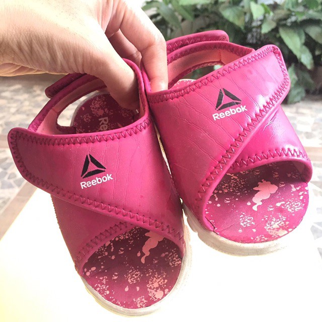 sandal anak reebok original pink magenta preloved
