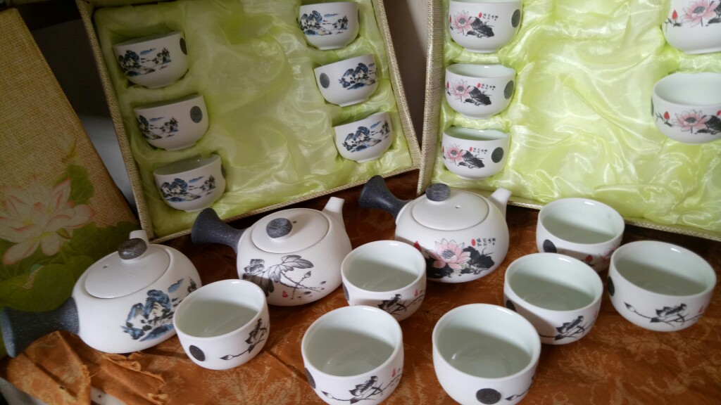 Chinese Tea Pot Set Ceramic C19 Classic 6 Cups Teko Teh Set 6 Cangkir Hadiah Souvenir Gift Box