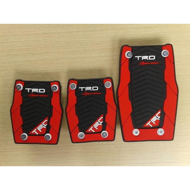 PEDAL GAS MOBIL ANTI SLIP TRD / PELAPIS PEDAL GAS MANUAL TRD SPORTIVO RECING