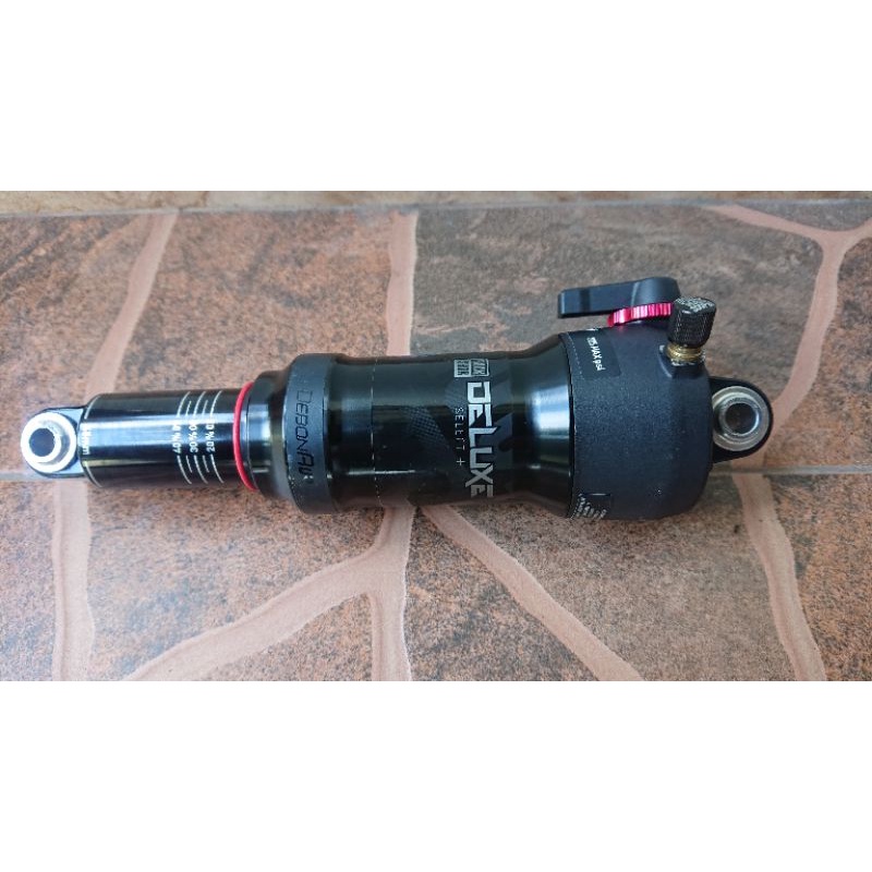 rearshock rockshox deluxe RL e2e 210 dan 190