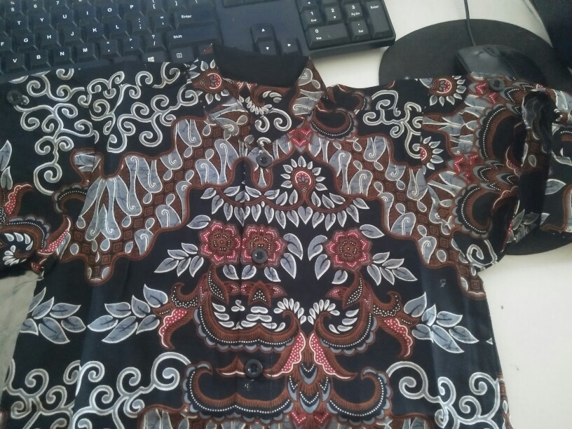 Kemeja Batik Anak Slimfit Warna Hitam Motif Coklat Silver