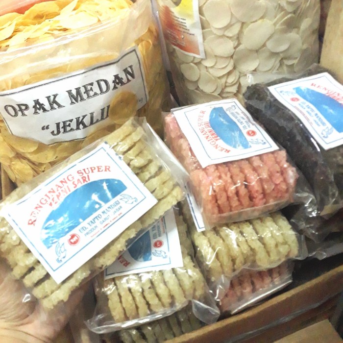 

Rengginang Mentah / Renginang Super Asli Garut - Putih