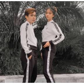 Geso x Seeing Peace - Jaket Crop Putih Seeing Peace