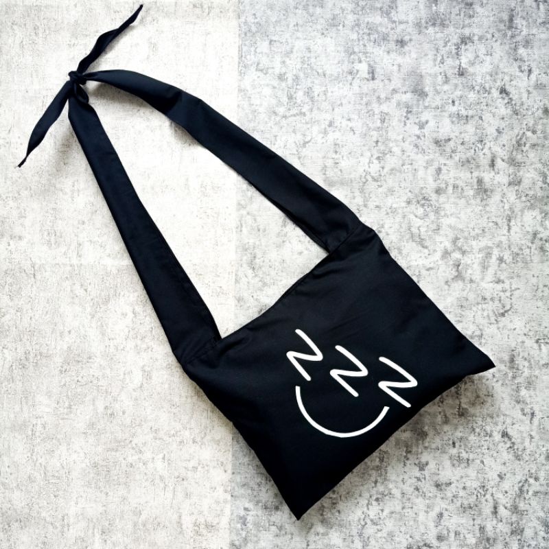 (Pakai Resleting) Adjustable Totebag Tsuno Bag Sablon Kpop Thai Series