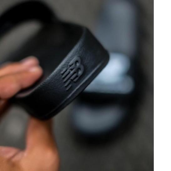 ✸ Sandal Pria Slip On New Blance (NB) Free Box BNWB ←