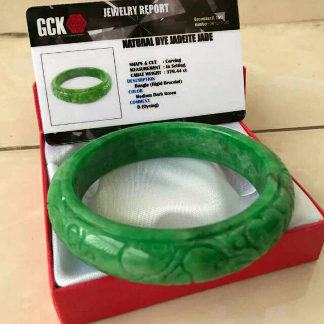 Gelang Giok Ukir