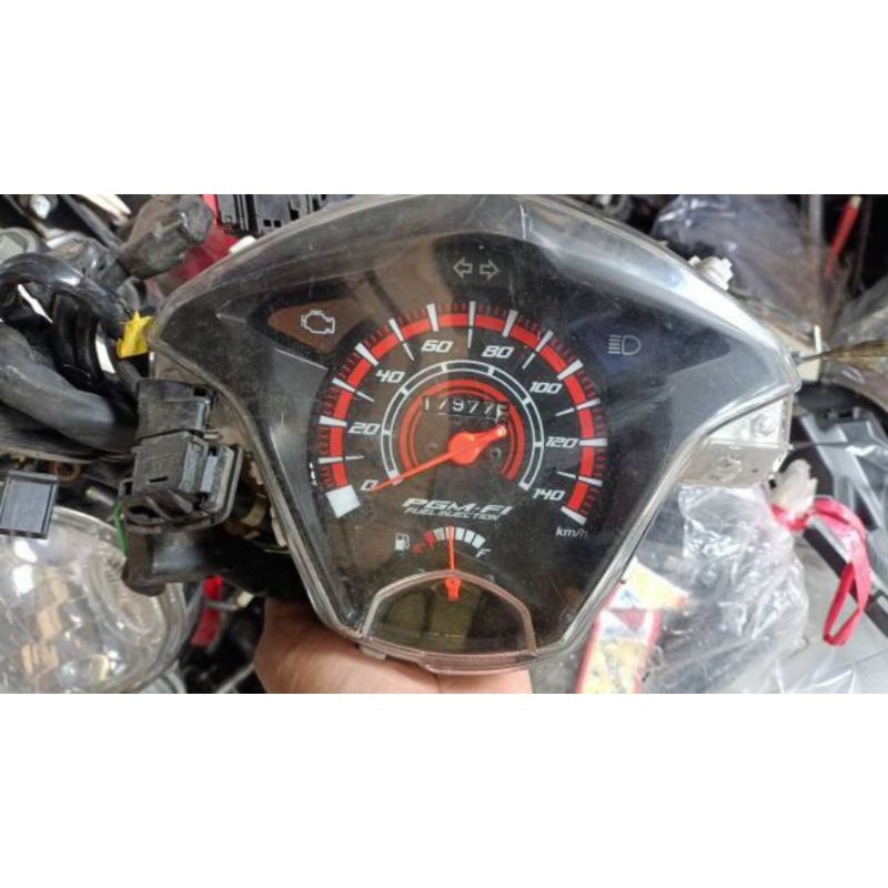 spedometer beat fi esp tahun 2015 barang bekas original copotan motor barang masih normal