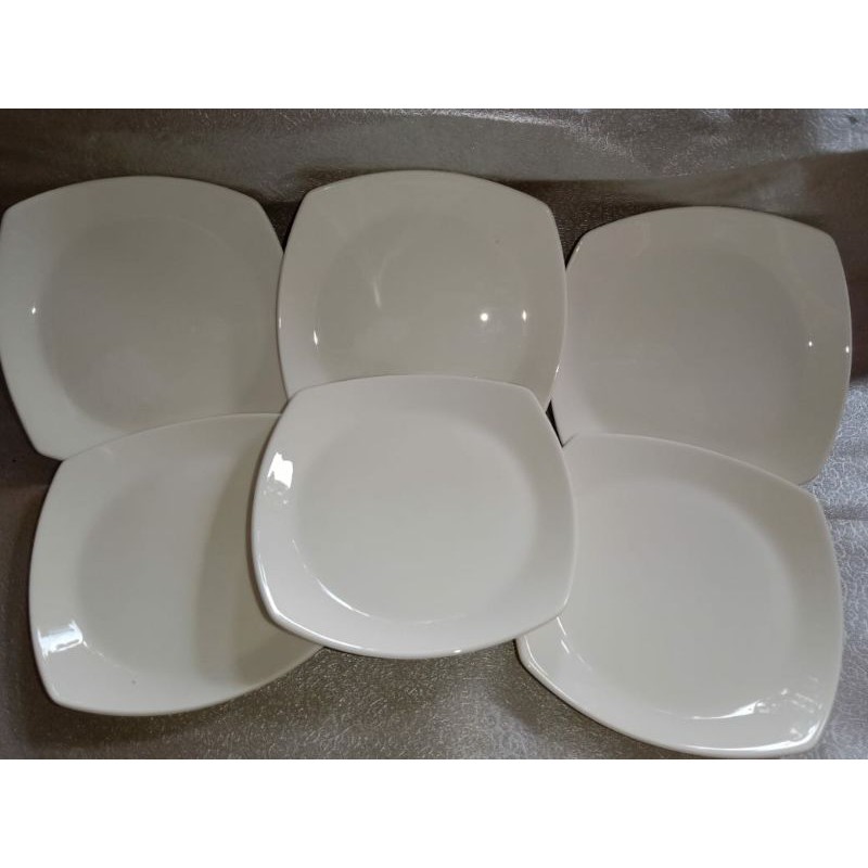 PROMO CUCI GUDANG Piring Persegi St.James (Dijual satuan)