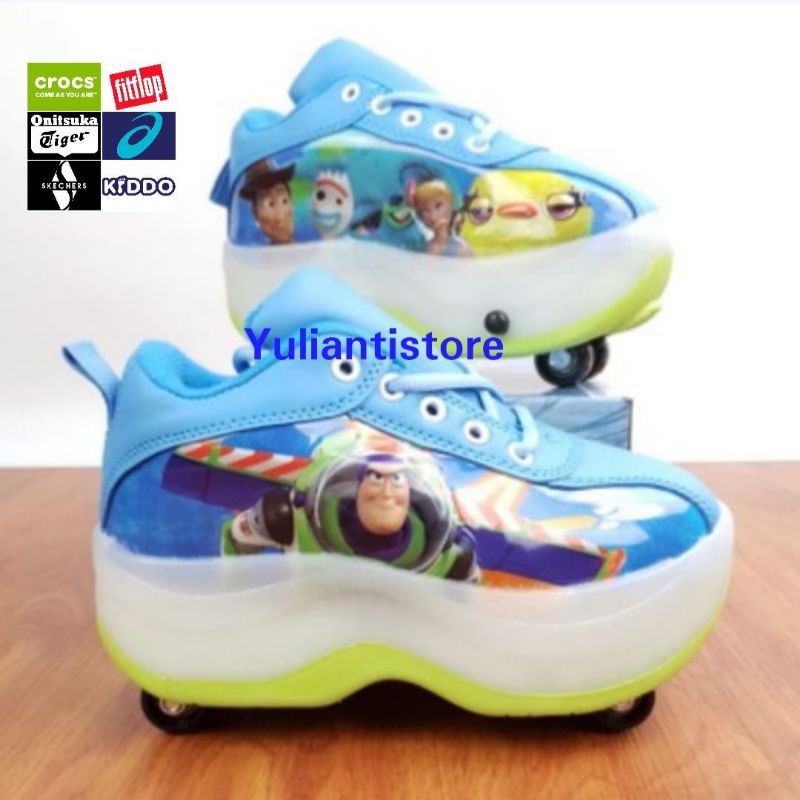 SEPATU RODA TOY STORY