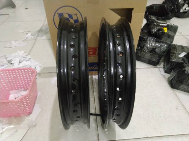 velg jari jari ring 14 215 250 x 14 / velak champ 14 / velg mio beat scoopy vario xeon dll