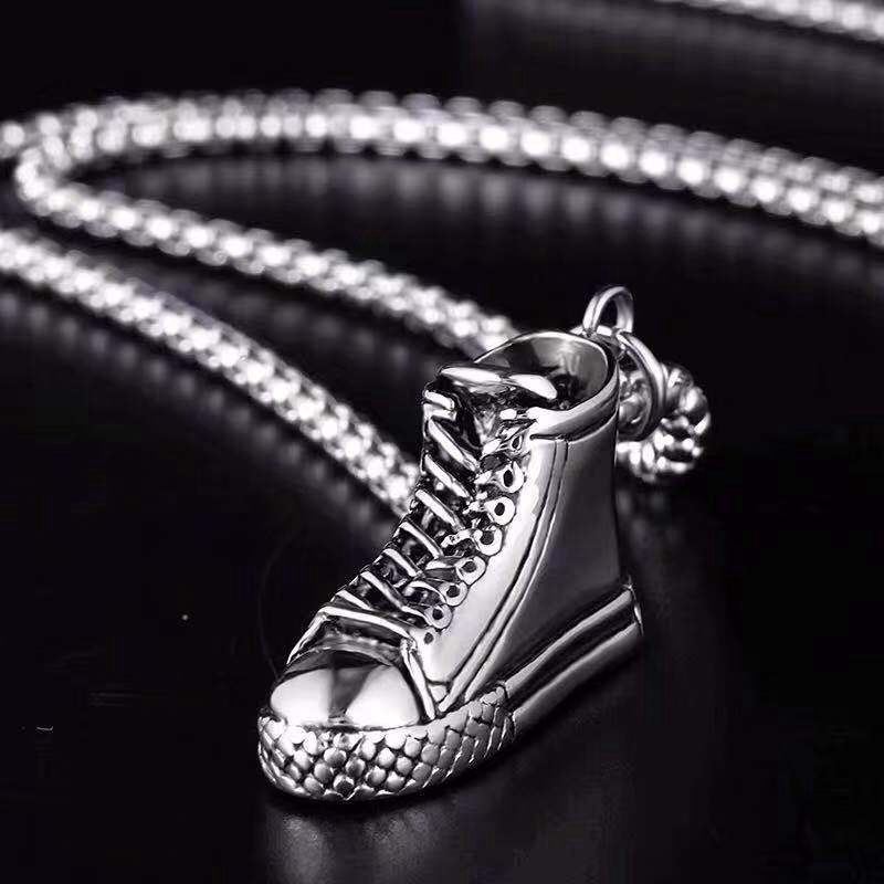 Vintage hip-hop shoes pendant personalized titanium steel necklace  210818