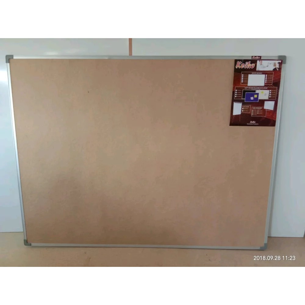 

Softboard Classic Hanger Keiko Uk 90x120 Cm