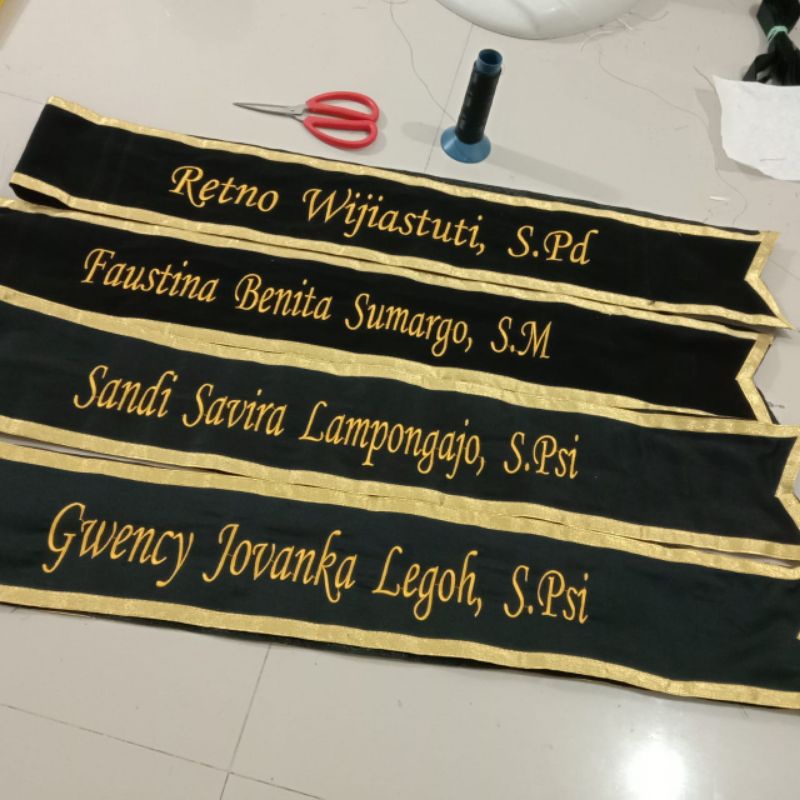 SLEMPANG WISUDA BORDIR