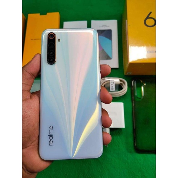 Realme 6 8/128 Putih bekas second