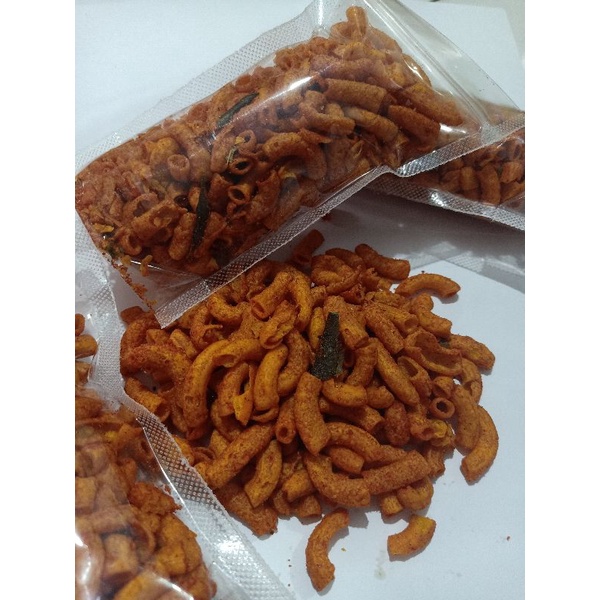 

Macaroni Pedas / Snack Murah / Cemilan Murah