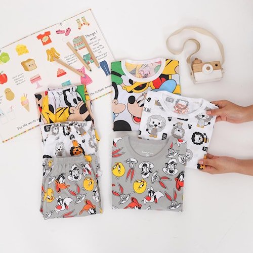 Set Piyama Anak Motif Colorful Mickey PB16