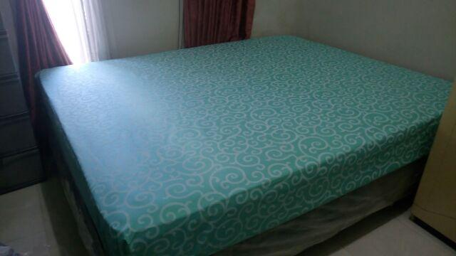 Sprei Waterproof + 2 Bantal + 2 Guling Tinggi 20cm - Gerai Abisha