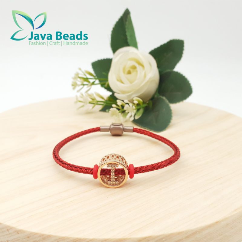 Gelang Tali Kawat Wanita Liontin Huruf