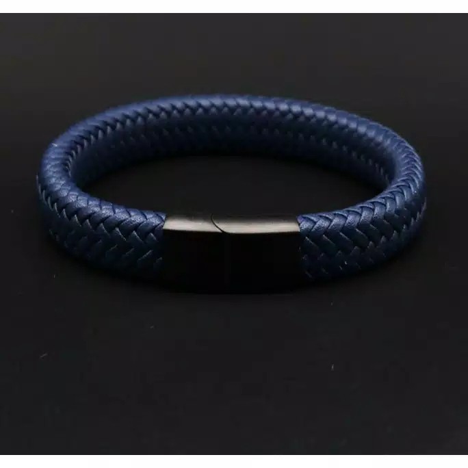 Gelang kulit titanium